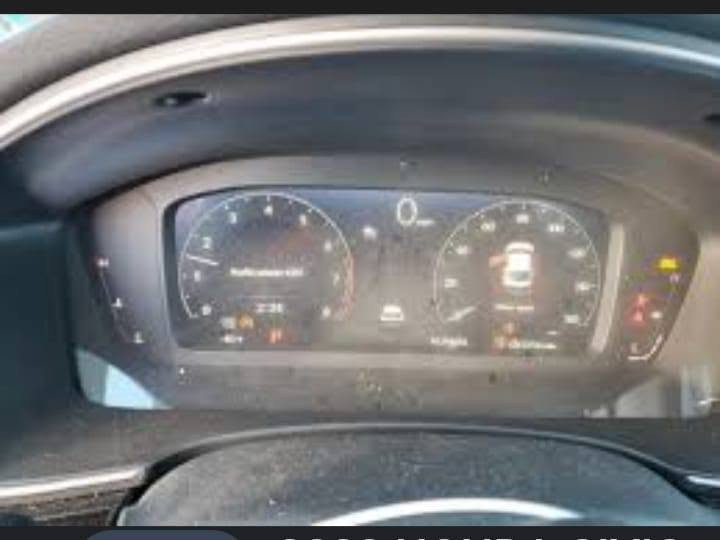 السلام عليكم 
سفك موديل 23 محرك 1500 تيربو  
رقم بغداد حادثها  خفيف مثل ما موضح بالصور 
مستعجل على البيع ب135 وبيها مجال بسيط 
*********** ابو سجاد
