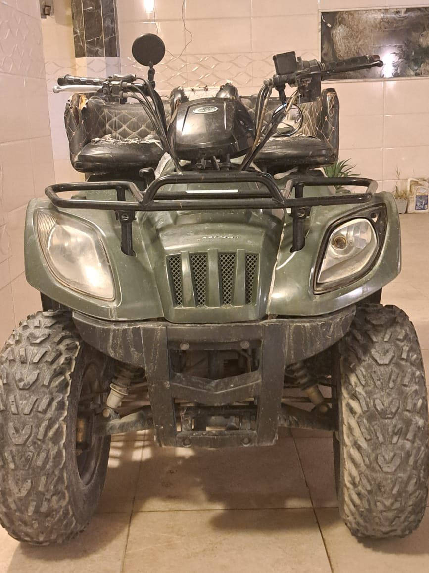 موطور أبو اربع تايرات امريكي مكينه أو كير ثلاث مضعية بك أو بوش أو امام مكينه200للبيع أو مراوس حسب القناعه مكاني صلاح الدين بلد سعره700أو بي مجال للستفسار اتصل ***********
