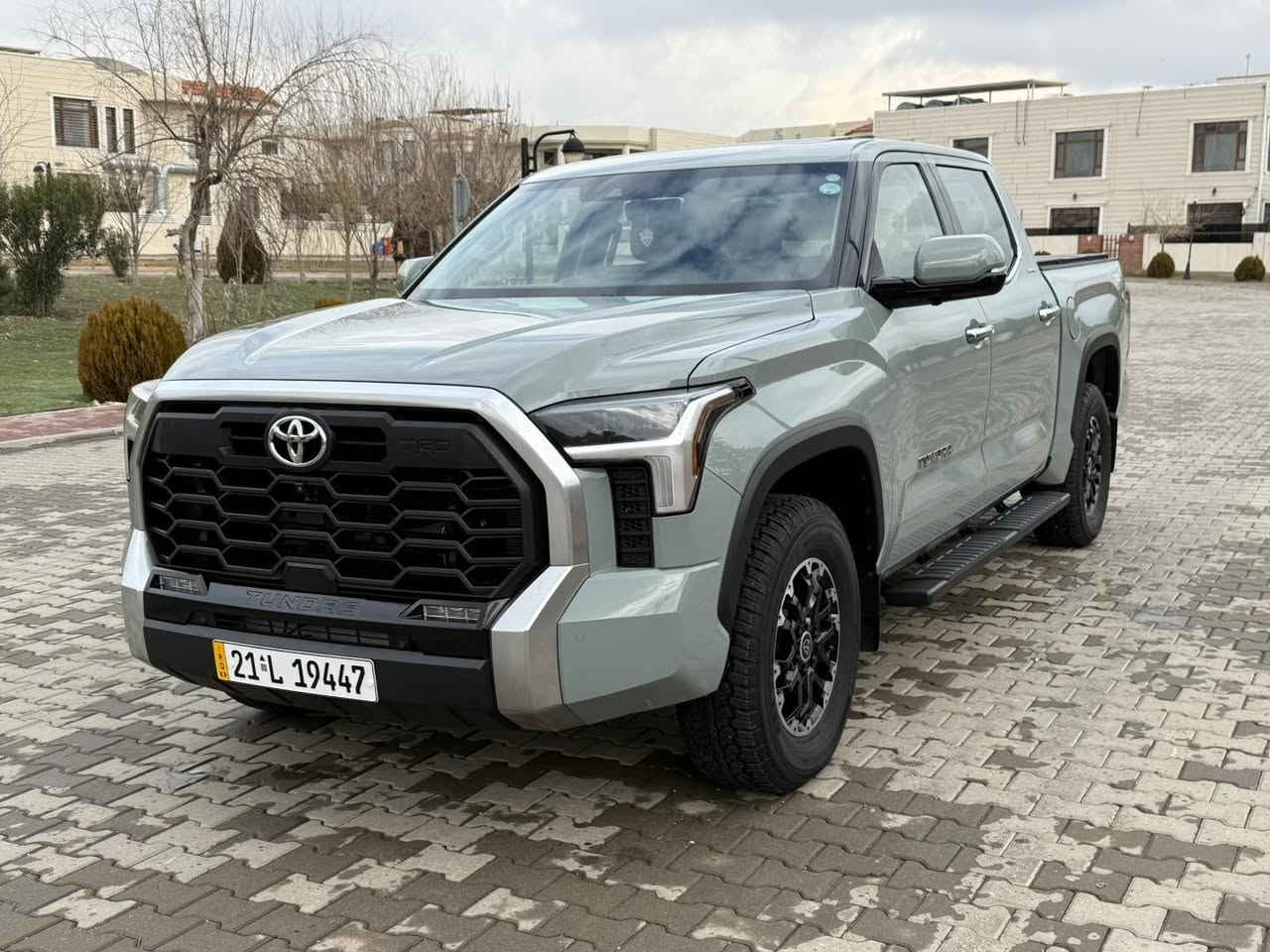 وصل تويوتا تندرا  المتت  TRD جديدة 
كلين تا تيل 
وارد كندا
موديل:2023
ماشية   24 الف مايل
تويوتا تندرا  المتت  TRD 2023   دفع رباعي 4x4   بمحرك V6  
تؤربؤ. 5 كامريا 360 👉
 ‏سياره كلين تا تيل 
ره قم سليمانيه 
 ‏ كشنات تدفئة وتبريد
‏سقف بانوراما
‏فول فول مواصفات

‏للسعر اكتب رقم واحد بالتعليق
‏مكان سليمانية
‏*********** 📲👉وتساب
