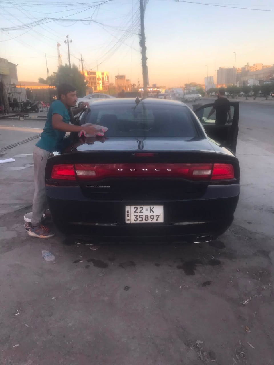 السلام عليكم
جارجر مديل 2012خليجية للبيع

رقم اربيل نكليزي بسمي 

تريد تحويل تريد وكاله 

سنويه جديده 2030 

فول للاخير 

رادار امامي 

رادار جانبي 

نقطه عمياء

دخول ذكي 

تشغيل عن بعد 

شاشه جبيره 

شفتات بلستيرن

فتحه بلسقف 

سكليتر كهربائي 

ستيرن كهربائي

خزن ميموري 

كشنات تدفئه تبريد والخلفي هم 

كشنات كهربائي

صدر امامي خلفي جديد 

مكينه وكير واكسل جديد 

تخم تاير جديد 

منضومة تبريد جديده 

بلكات ونوزلات جديده 

كبل للشارع ماتصرف عليهه ربع 

ماشيه 221الف ميل حقيقي

سياره بدون حادث ولا قطعه 

مفتوحه بيهه بيهه مكانات صبغ 

مكانهه بغداد حي اور 

***********
