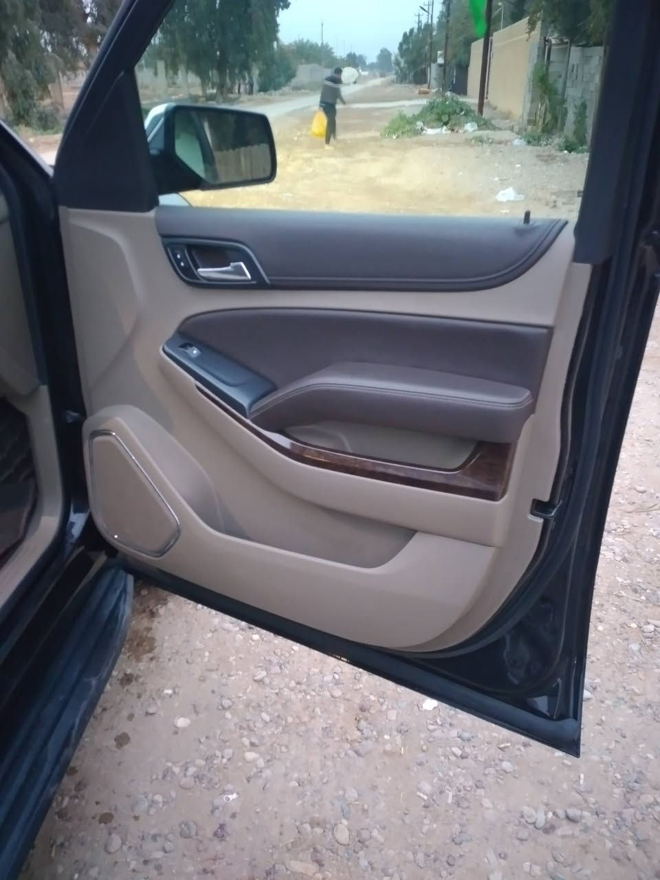 تاهو خليجي وكالة منصور كفاله عامه
رقم بغداد دولي سيارة جديدة ٢٠١٩
مكاني بغداد 
***********
السعر ٣٤٠ بيه مجال بصيط
LS
