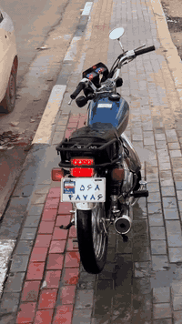 سلام عليكم نامه متياز للبيع دراجه حلوه ما ناقصه شيي كله شغال بس الهورن وكلوبات مال اشاير فقط دراجه مفتوحه بس ولفات ولفات اصليه شرط فصله اشك الكاع سعر 720وبيه مجال بسيط ‭0786 756 0394‬ومتواجد خاص
