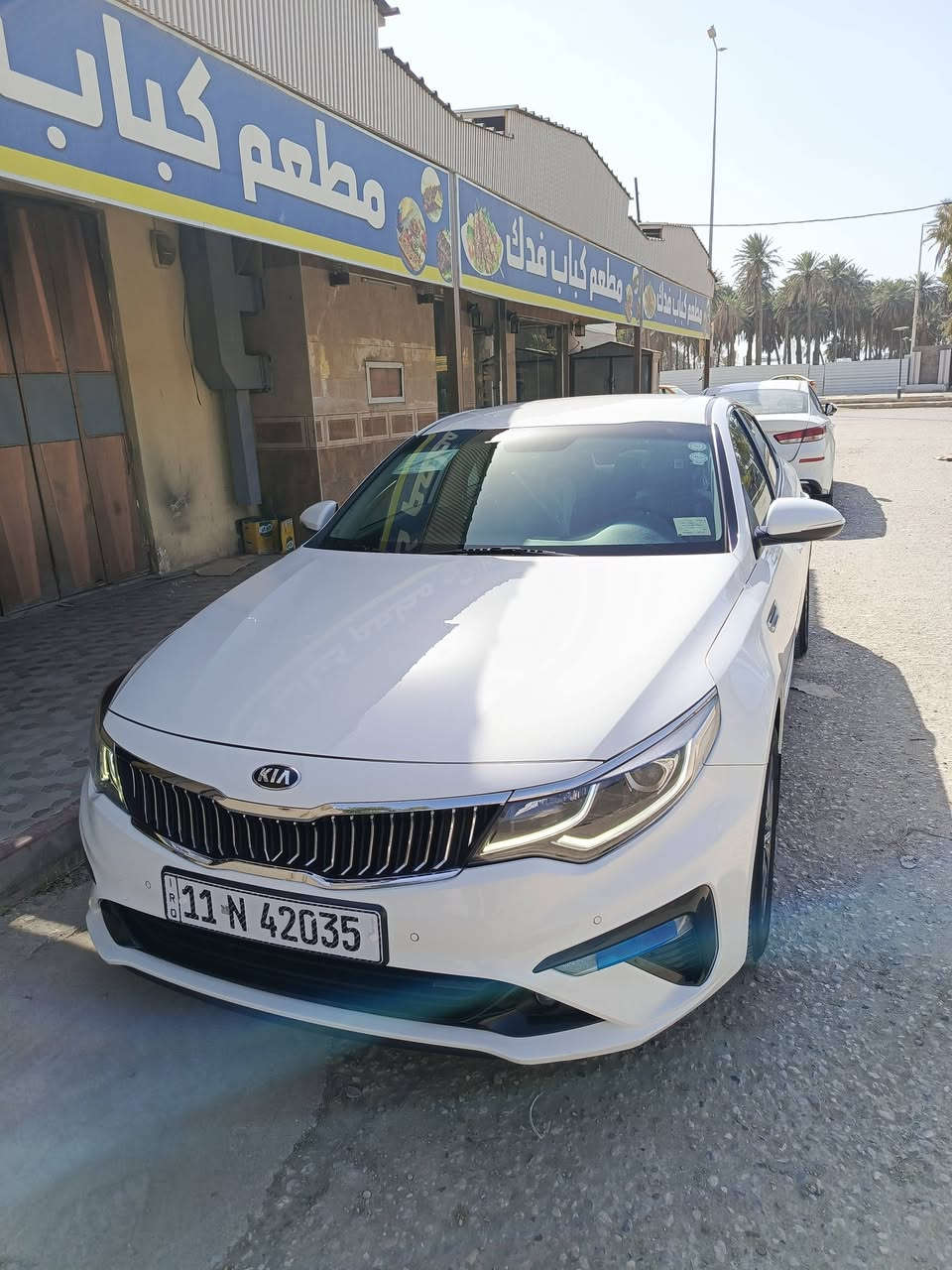 السلام عليكم 
اوبتمه خليجي 2020
مكينه 2400 دوش 
رقم بغداد انكليزي 
بأسمي تحويل ثاني يوم
السيارة بأسمي شخصين
مواصفاتهة معروفة الدوليه 
سنويه لل2031 هزة جديدة
ماشيه 29 الف وقابله للزيادة 
السيارة جديدة بمعنى الكلمه 
رقم  
***********
