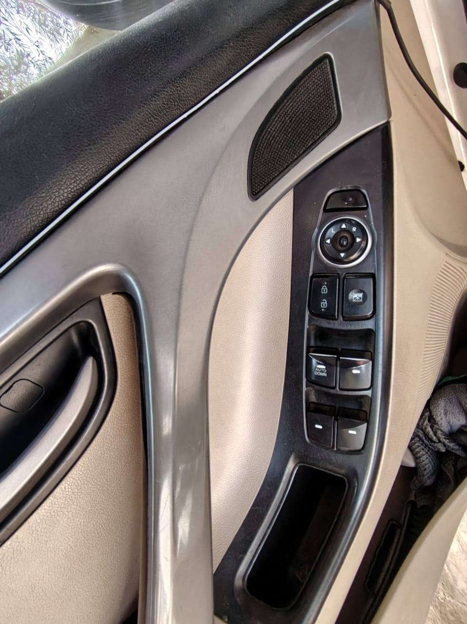 السلام عليكم
للبيع النترا موديل ٢٠١٥ خليجي فول عده البصمه مري شفط اشاير بل مري فتحه شاشه حساس تبريد تحكم بل ستيرن السياره بيه بنيد مبدل وربع بل جوملغ الكدام بارد وبيه طخه زغيره بل دوسه الجوه مطخوخه بل رصيف رقم نجف دولي مكينه ١٨٠٠ دوش كفاله والكير كفاله مكان السياره ديوانية ناحية الصلاحيه السعر ١٢٥ وبيه مجال قليل باقي التفاصيل اتصل وتدلل ***********
