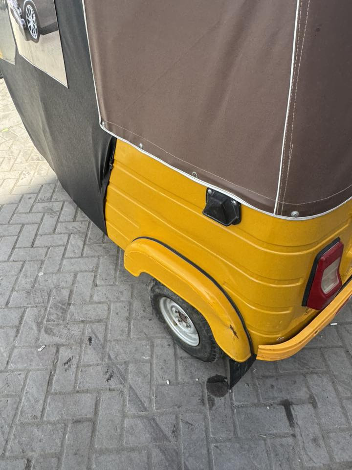 تكتك موديل ٢٠١٨حلوه التكتك جاهزه من كلشي رقم تحويل ثاني يوم بسمك مكاني  بغداد مدينه الصدر السعر ٥ وربع ***********
