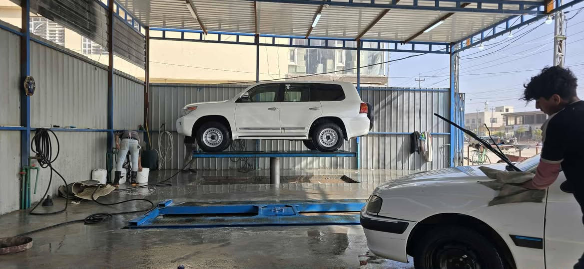 لاندكروز مديل 11 قطري فول عادي
رقم بغداد دولي كير اومحرك شرط تبريد 3 قطع ثلج 
تخم تاير ويل عادي جديد حداده كلش حلوه اظافه منظومه 
غاز سياره فول مواصفات كير عادي ملاحظه سياره مصبوقه 
عام شاصي وظربه داخليه كفاله سعر 220 وبيه مجال 
مكان نجف *********** واتساب
