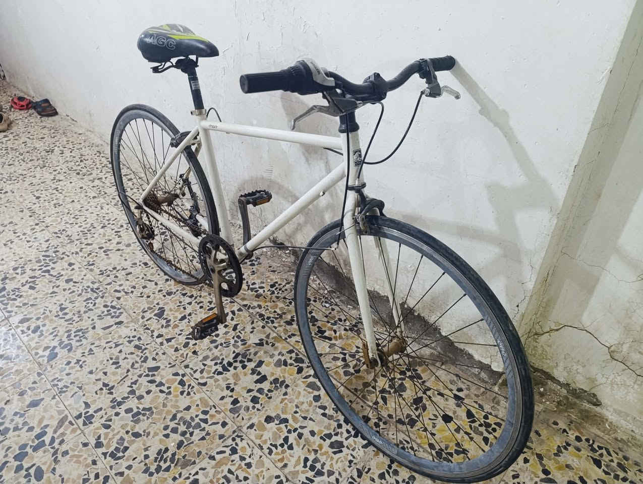 بيسكل C700 المنيوم وزن ريشه سعر خاص


**إذا كنت صاحب هذا الإعلان وتريد حذفه لأي سبب، رجاءا أرسل رسالة إلى الدعم الفني**