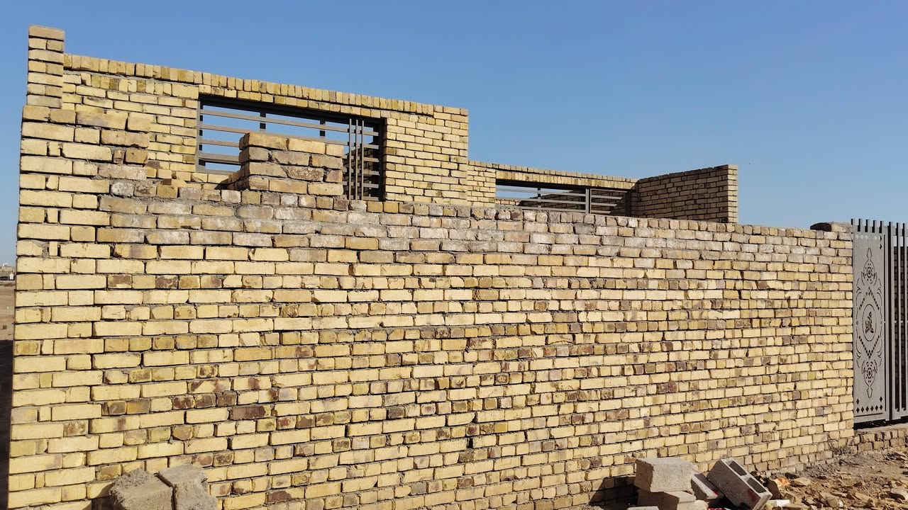 سلام عليكم بيت 200 متر بنهاوند الرابعه معامله لتقيم ***********
