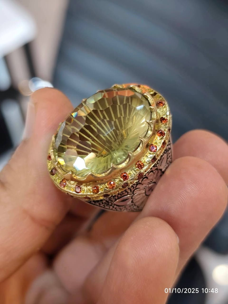 سترین افریقی خشن 36 غرام
صیاغة پدران قلمزنی 

قیاس خاتم ۲٤-۲٥

مكان السلیمانیة/یوجد توصیل.


**إذا كنت صاحب هذا الإعلان وتريد حذفه لأي سبب، رجاءا أرسل رسالة إلى الدعم الفني**