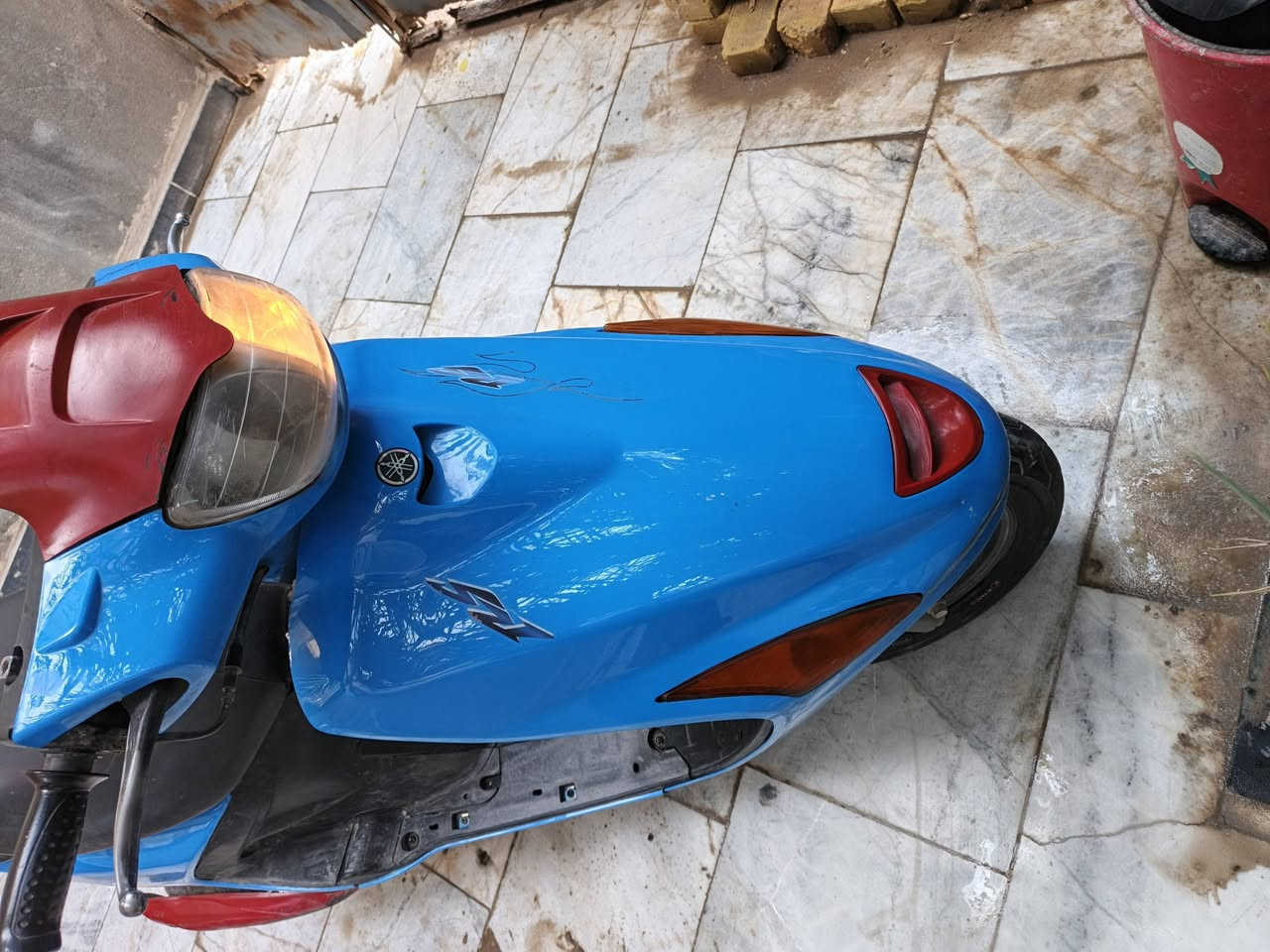 فراشه للبيع شوف عينك نضيفه مامفتوحه سلف عندر وياها اوراق منفيس السعر ٥٠٠ وبيه مجال مكاني البصره مناوي لجم ***********
