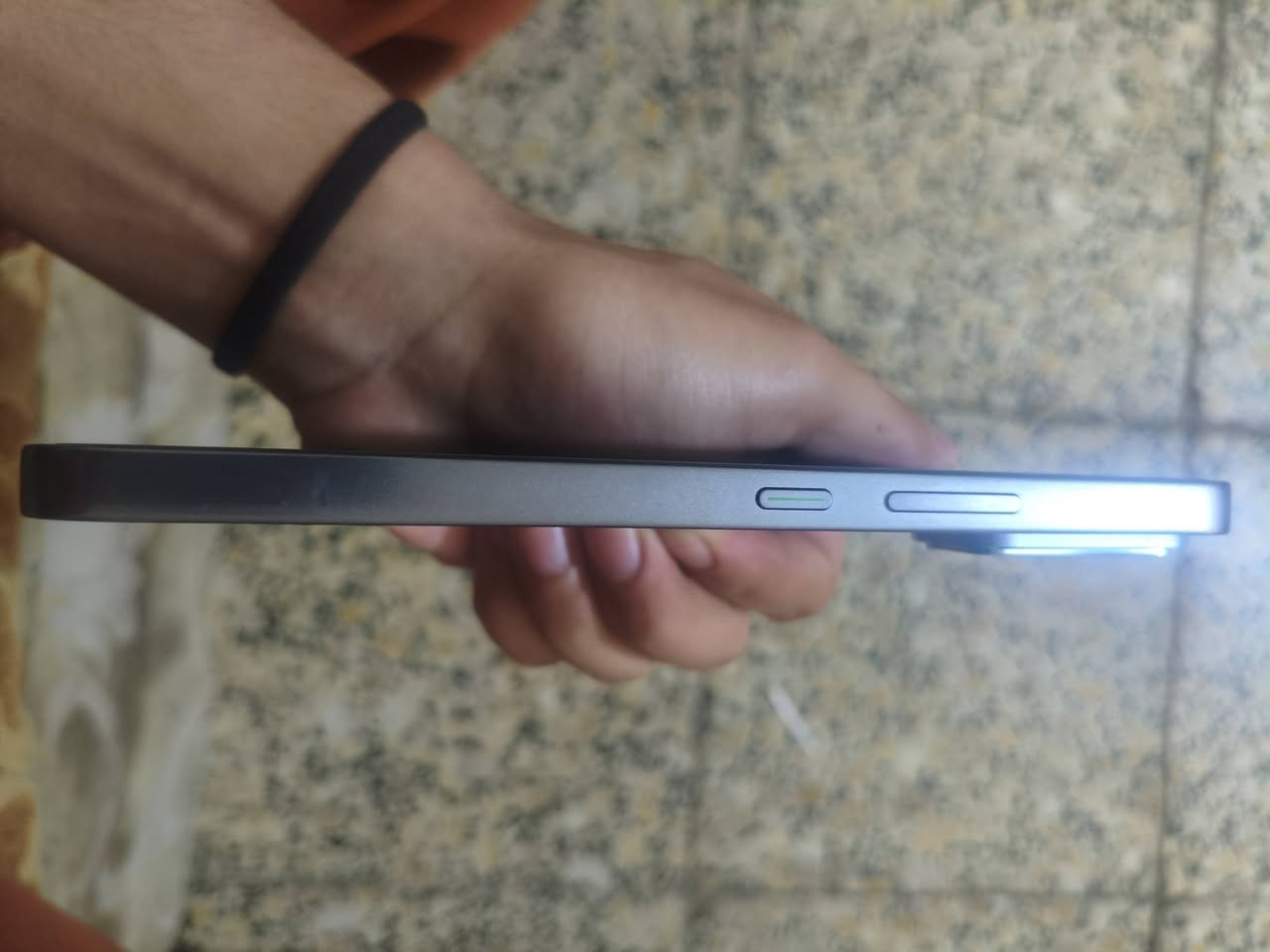 GT 30 PRO وحش الالعاب 120 فريم صافية الجهاز اخو الجديد ما مستعمل هواي وذا بي شخط يرجع  256+عشوائية 12+12 مكاني بغداد حي الجهاد السعر 375 بي مجال للشراي الرقم***********
