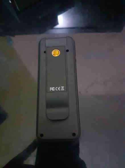 السلام عليكم
كامرا جديده نوع BODY 
الدقه 2k 
الكامرا قلابه ١٨٠ درجه 
يعني تصير من كدام ومن وره 
الذاكره 64كيكابايت 
بيه منفذ رام 
وتكدر تعلكه بلملابس وبيه مغناطيس من الخلف 
للتواصل واتساب : ***********.
العنوان ميسان .
السعر 40وبيه مجال
توصيل 10 لكل المحافظات
