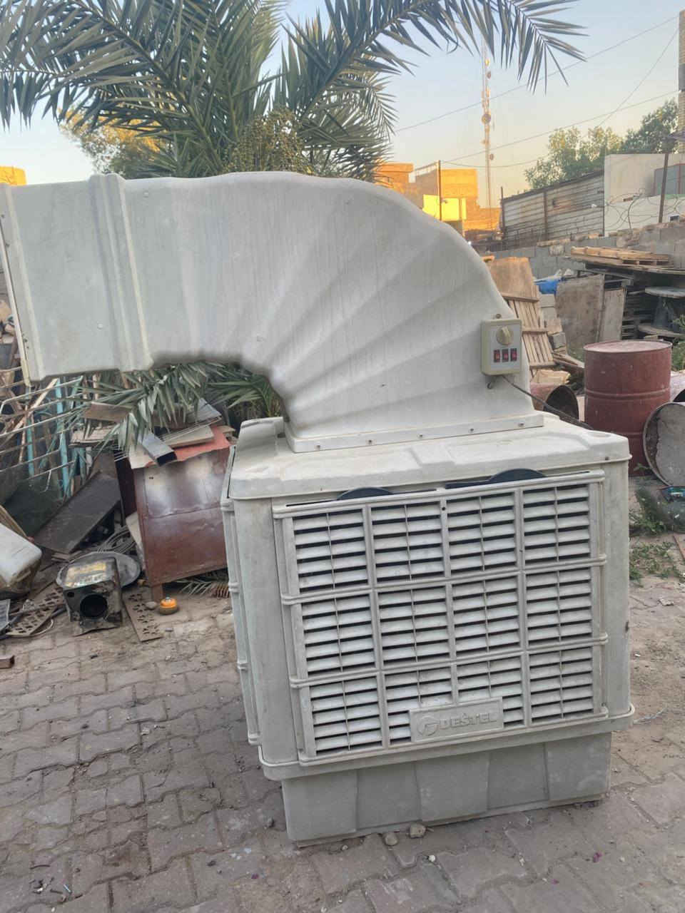 السلام عليكم مبرده للبيع الحجم الكبير ما بيها اي خلل ثلاث سرعات من مكان مدينه الصدر  سعرها 500 وبيها مجال ***********
