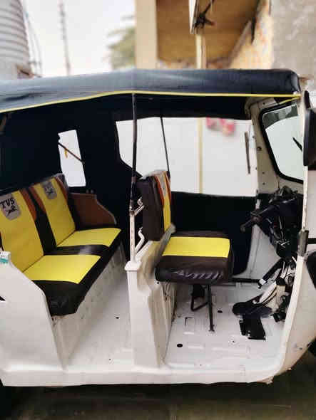 السلام عليكم تكتك للبيع 2020 طالعه ب2021 تكتك جاهزه مكاني بابل القاسم تفاصيل بالفيديو السعر 3و700وبيها مجال رقمي ***********
