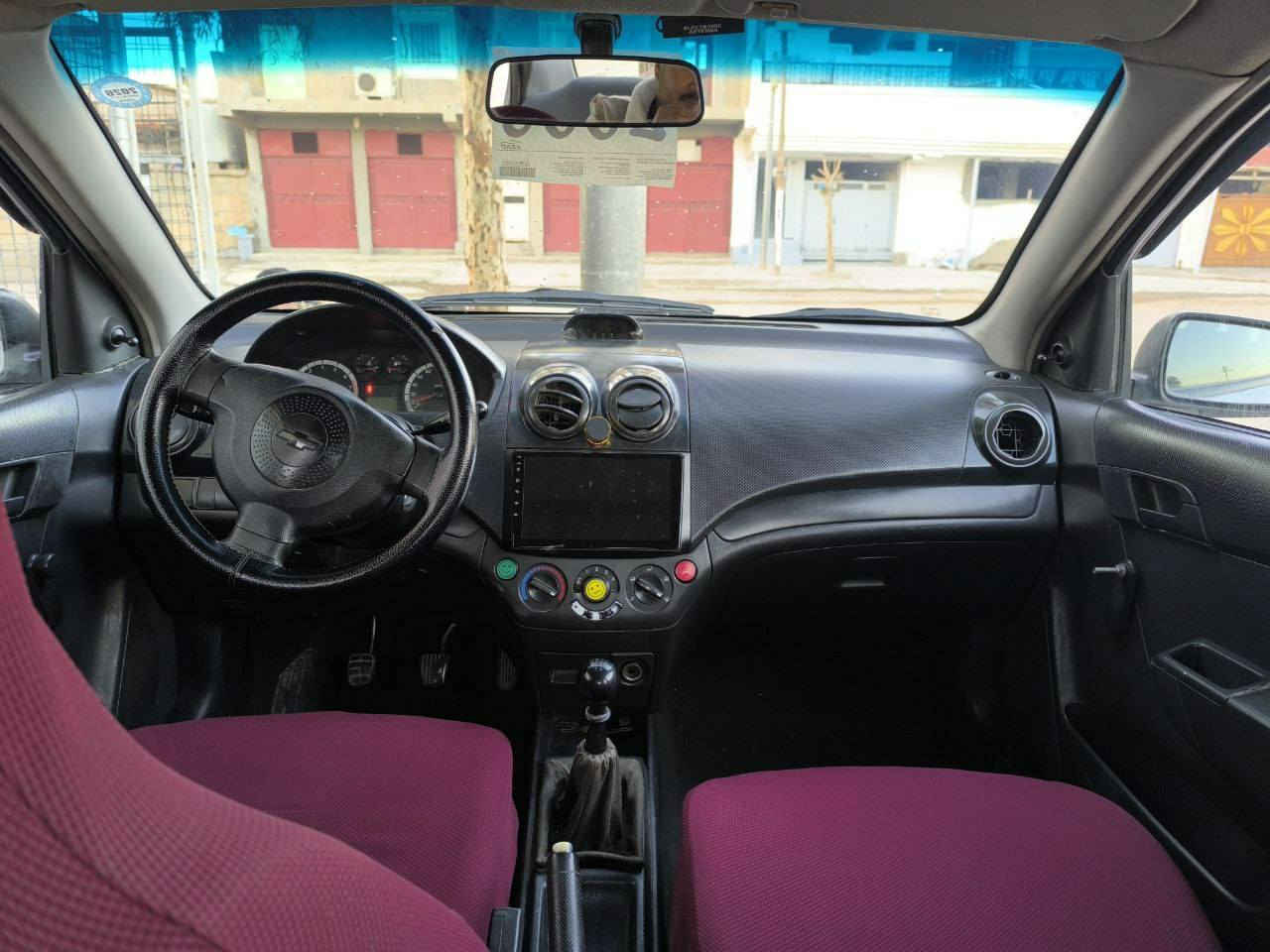 ئەڤیۆ مۆدێل 2008 بۆ فرۆشتن.
گێر  عادی  مەکینە گەورە 
چوار پارچەی بۆیاخە بێ ناوگرتن 
بەشەرتی گێر و مەکینە و تەبرید
سنەوی تازەیە تا 2030 
کۆبۆنی بەنزینی هەیە 
نرخی بای 54 گەڵاو مە جالێکی برایانە  
*********** شمشمل, السليمانية
