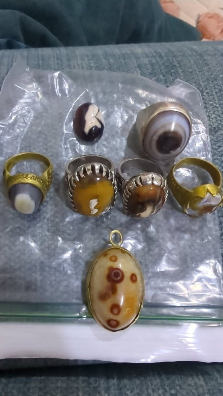 السلام عليكم     للبيع


**إذا كنت صاحب هذا الإعلان وتريد حذفه لأي سبب، رجاءا أرسل رسالة إلى الدعم الفني**