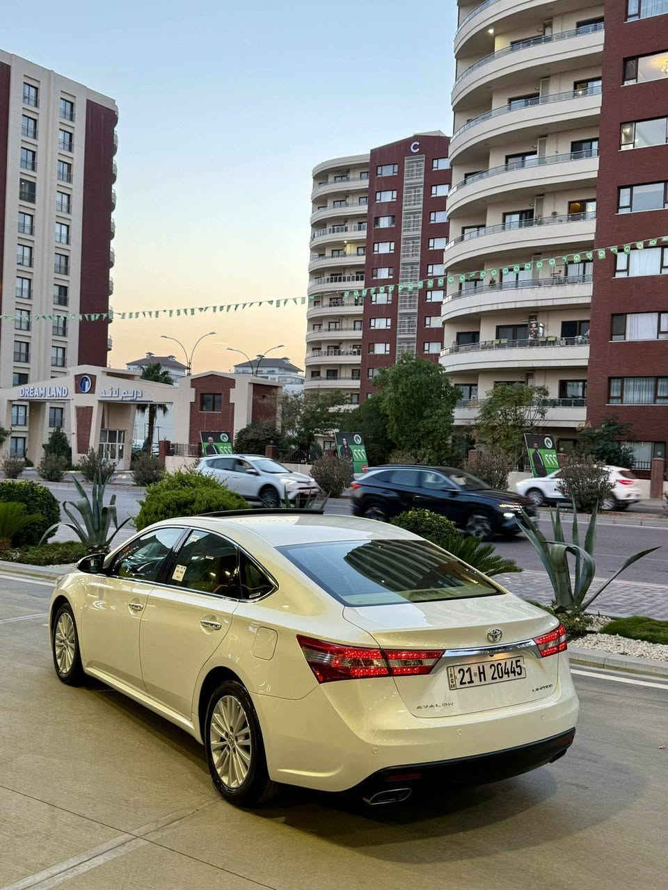 تۆیۆتا ئەڤەلۆن 2013 (٢ ) حاسە برێم خلیجی 
تەنها 107,000 Km ڕۆشتووە
فوول مواسەفات  ‎‏‎بەسمە ، سڵاید ، کوشن سارد و گەرم 
پەردە ‎‏‎٣ مۆد لێخوڕین ( نۆرماڵ ، ئیکۆ ، سپۆرت ) 
دەعامی بۆ دەعامی بە شەرت 
بۆیاخی نیە یەک پەڵە ساردی هەیە 
و‎‏‎سەنەوی تازەیە تا ٢٠٢٨ 
هەردوو بەسمەی لەگەڵە 

سعر : لە کۆمێنت داوای بکە ڕاستەوخۆ بۆت دێت 🤖 

تایە و ویلی تۆیۆ شەریکەی لە سەرە 
بە شەرتی غەرامە و بە ناو کردن 
سەیارەکە هەموو گیانی  بەشەرت 
دەعامی پیشەوە بۆ دەعامی دواوە بەشەرت 
هەموو گیانی لەسەر دەقی بیلادیە  ‎نمونە لە جوانی 

ژمارەی خاوەنەکەی 
***********
وەتسئاپ
