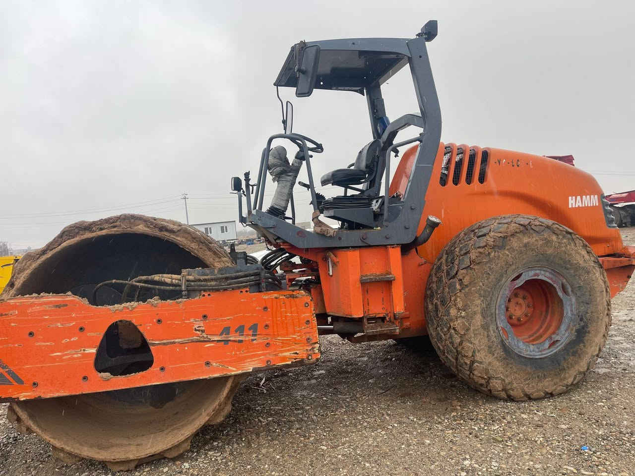 سلام عليكم حادلة هام  2006 اضلاف بلادي ثلاث قطع واستيل محرك وپمات كلة بشرط منفيست شمالي مزيد من تفاصل اتصال هاتفي وات ساب ***********(***********
