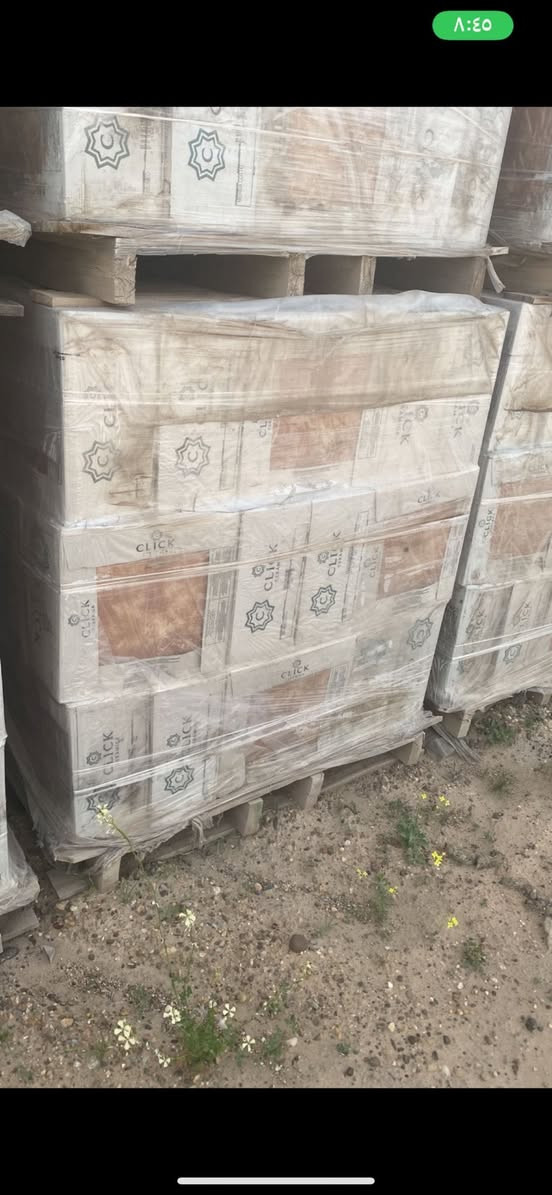 ارضيات كراجات اسبانيا 🇪🇸 منشأة 32x32x12mm كميات كبيرة تواصل ويتساب ***********الوان مختلف مواصفات أوربي
