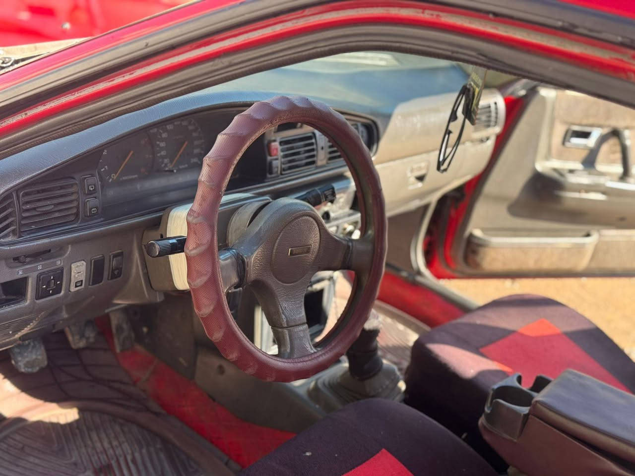 مؤديل 1990سياركي زؤر پاكوخاوينه هيج مسرفي تيانيه ره قم نوييه رەقم دهوکە تا 2030هه زه كراره برانه وه ش به شه رت جوار تايي نويش له سه ره سعريش 33 وه ره قه كمك مجاليش تيايه بؤزانياريي زياتر په يوه ني بكه ن*********** أربيل, العراق
