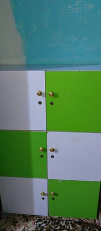 كوميدي • ستة خانات • مستعمل نضيف