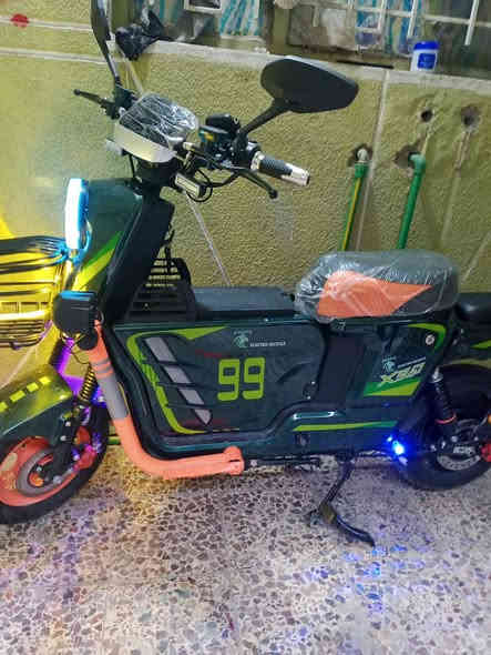 السلام عليكم هاي الدراجة x900 للبيع
وأوراقها موجودة يوم 2025/11/15 اخذتها جديدة السعر 700 ألف وبيها مجال 
للاستفسار هاذا الرقم ***********
