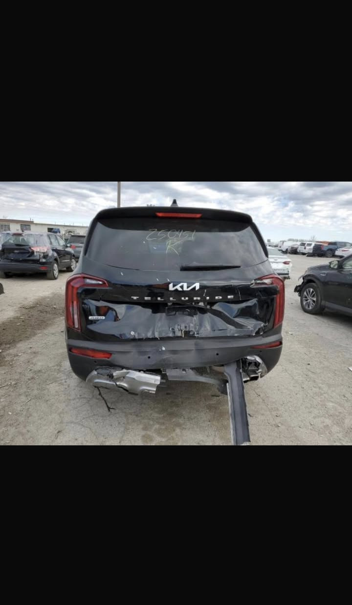 سلام عليكم تورايد ٢٠٢٢
المسافه المقطوعه : 36الف كيلو متر
          حجم المكينه : 3800    V6
ضرر السياره موضوع بل صوره 
       
   
#الموصفات 
1. شاشه 
2. كامرات
3.لايتات لد
4. بصمه 
5. كشنات جلد مشمشي
6. هندبريك بصمه 
7. رادار تحديد مسار
8. رادارات 360
9.فور ويل 
10. اوتو ستوب
11. حساسات خلفي امامي
12.اوتو هولد 
13. اشاير بالمري 
14.بكلايت لد
15. نظام ايكو + نظام تزحلق
16. فتحتين
17. هيترات بالكشنات حار بارد
18.كامرات 360
19.كامرا بالمرايا
20.بردات خلفيه
21.سبعه راكب
22.كشن السايق ميمري
23.كشنات خلفيه كهرباء
24.ويل كب بلاك
25.كشافات 
(غرفه ملكيه )

تفاصيل اكثر هذا ***********تحياتي 
مكان السياره  بغداد
