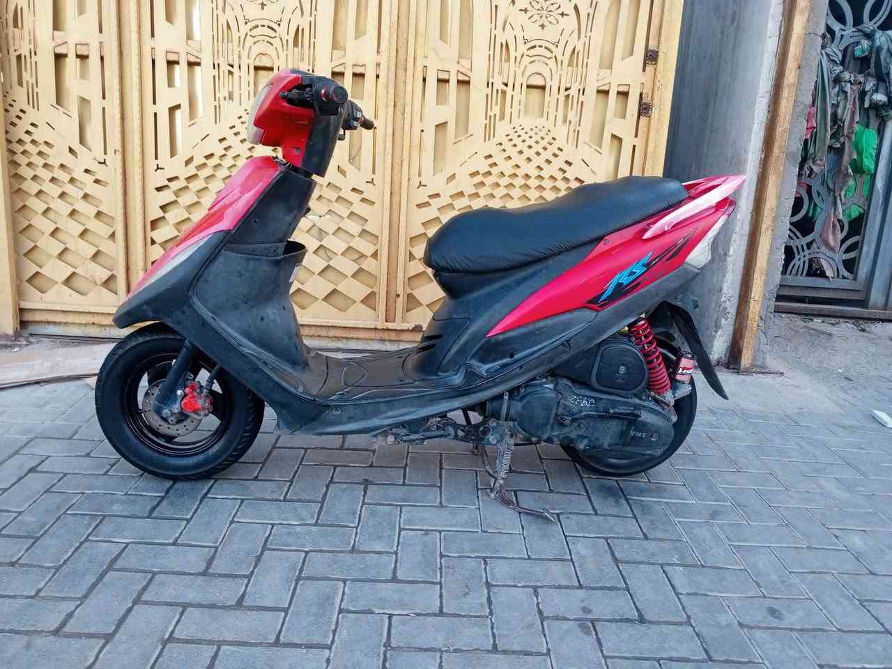 ماكس عدله ما مفتوحه بوشه 49ابلاد كابريتر وسلف بلاد شغاله سلف هندر اشاير سكنات لايت امامي صطاب خلفي دبلات امامي وخلفي بريكات امامي وخلفي سعر 650وبيه مجال مكاني الحيانيه شارع السيد استفسار ***********
