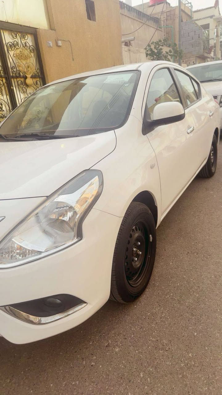 السلام عليكم
نيسان صني 
مديل 2024
هندي بليته زركه
كفاله عامه حتى من الشخط
رقم اربيل
ماشيه 6 الف اخت الزيرو
العنوان البصره
السعر 133
الهاتف
***********
