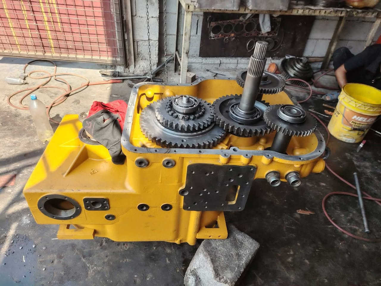 سلام عليكم فيتر شفلات صيني تجفيت محرك كير اكسل جكات افجوج بل خدمه اطلع محافظات  العنوان واسط عزيزيه غرب مطعم عبدالله ***********///***********
