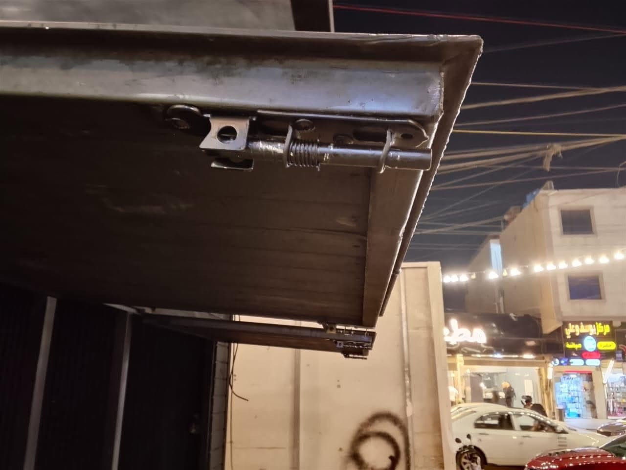 كرفان للمشروبات الساخنه والبارده او مطعم
للبيع
للاستفسار الاتصال ع الرقم ***********

