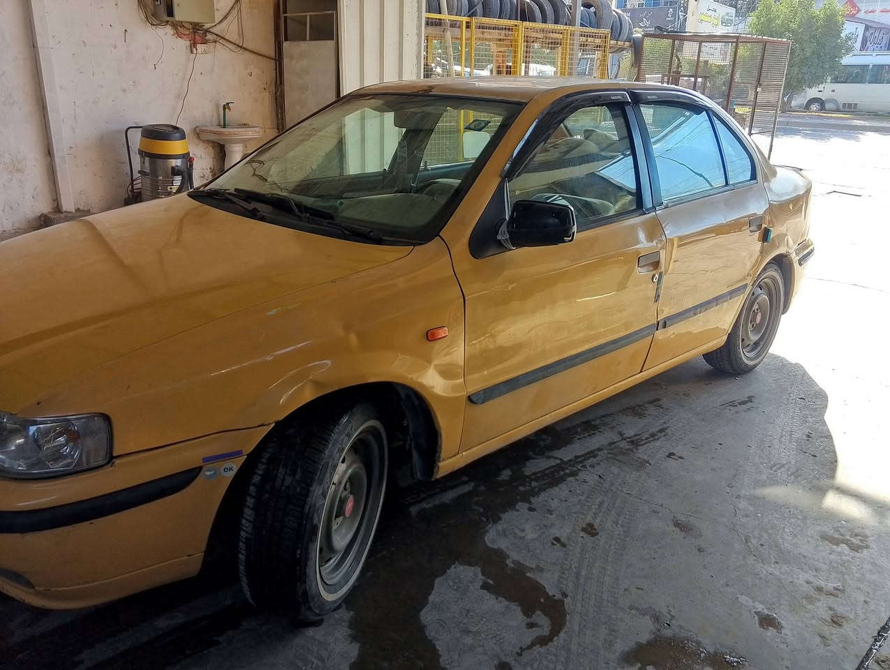 السلام عليكم سمند موديل 11 كير ومحرك مكفول صدر خلفي مامي جديد رقم الماني سنويه 30  مصفره هيه وغرامه كشر نضيف غرفتها حلوه تخم خط ابيض السعر 31 وبيها مجال حك الجيه مكاني بغداد الحسينيه رشديه رقم الهاتف 
***********
