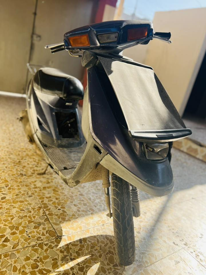 ماطور برون كدام العين ما مكسور الشاصي معمر مرا وحده سعر 150  //***********
