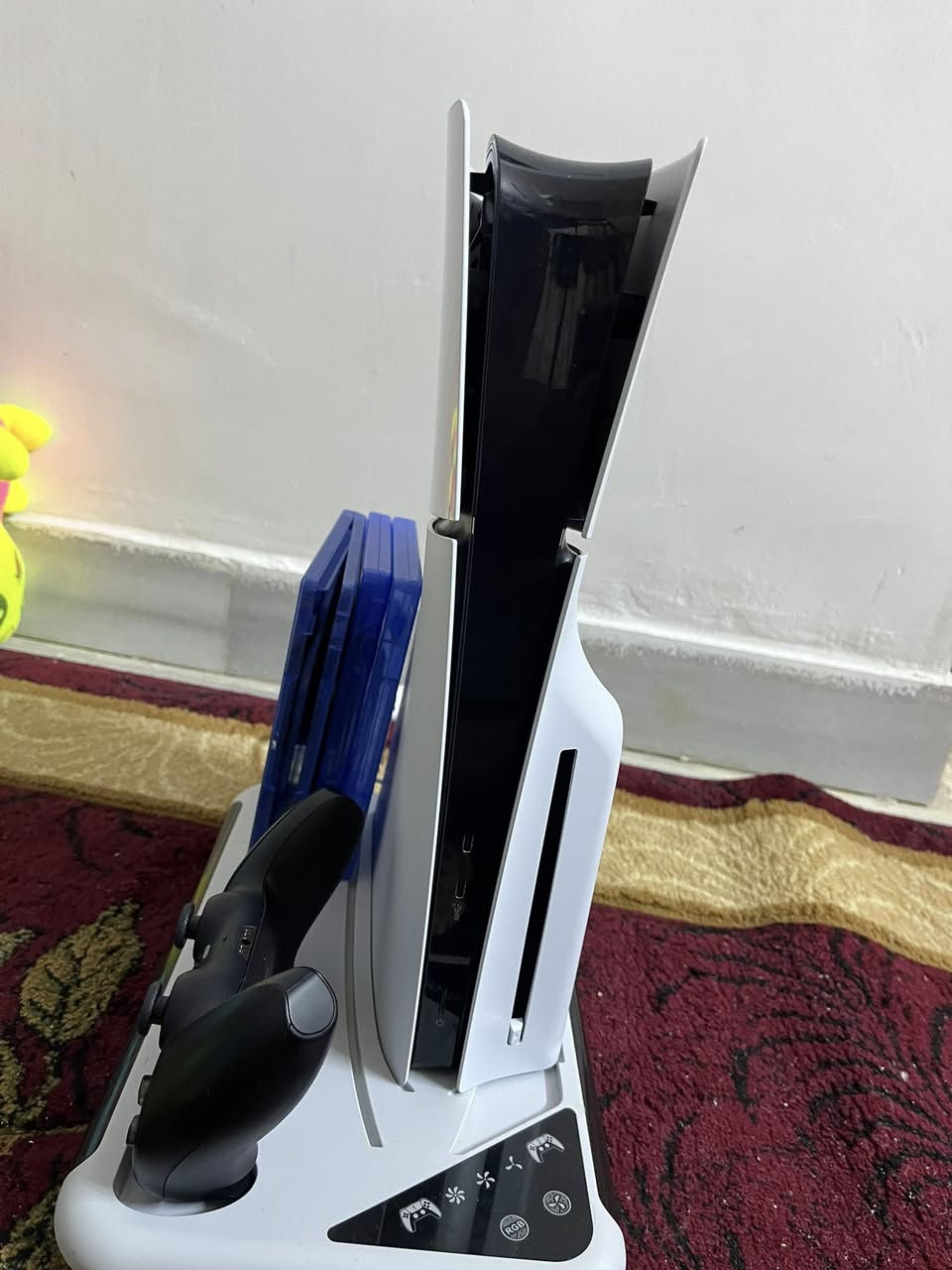 سلام عليكم بلي فايف سلم للبيع نضافه 100‎%‎مع ملحقات جوستك واحد 3 اقراص السعر خاص رقمي***********
