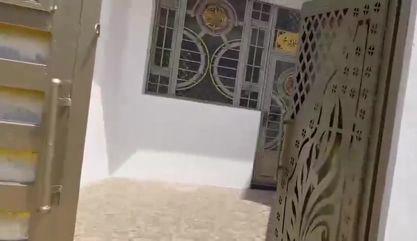للبيع بيت طابو صرف حي الموضفين  ١٥٠ متر  مراجعه مكتب حاتم سلطان العتبي ركن الموضفين *********** ***********
