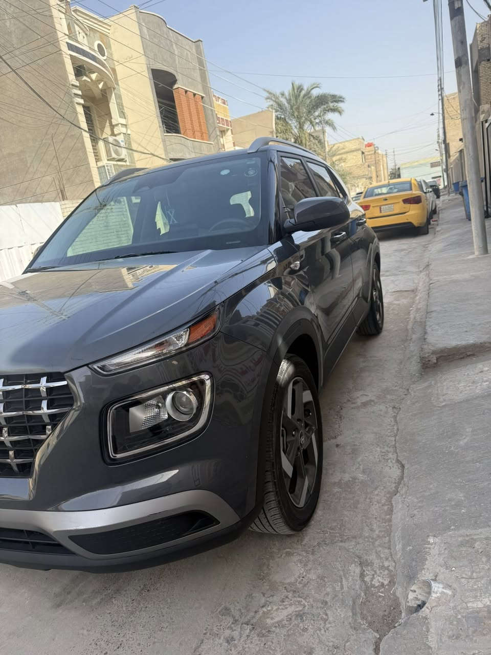 السلام عليكم….
هونداي فينو موديل ( 2024) 

لون : سمنتي 

ماشية 25 الاف 

مكينة ١٦٠٠ دبل نوزل 

فول مواصفات ( من فتحة، كامرة، رادارات، مانع اصطدام، كيجات ديجتال، بصمة، تحكمات ستيرن كامله، درايف مود،وباقي مواصفات المعروفه) 

صور الحادث كدامك 

مرقم بغداد بإسمي 

مكان السياره : بغداد 

السعر :145$ وبيها مجال 

شراي اتصل وتدلل : ***********
