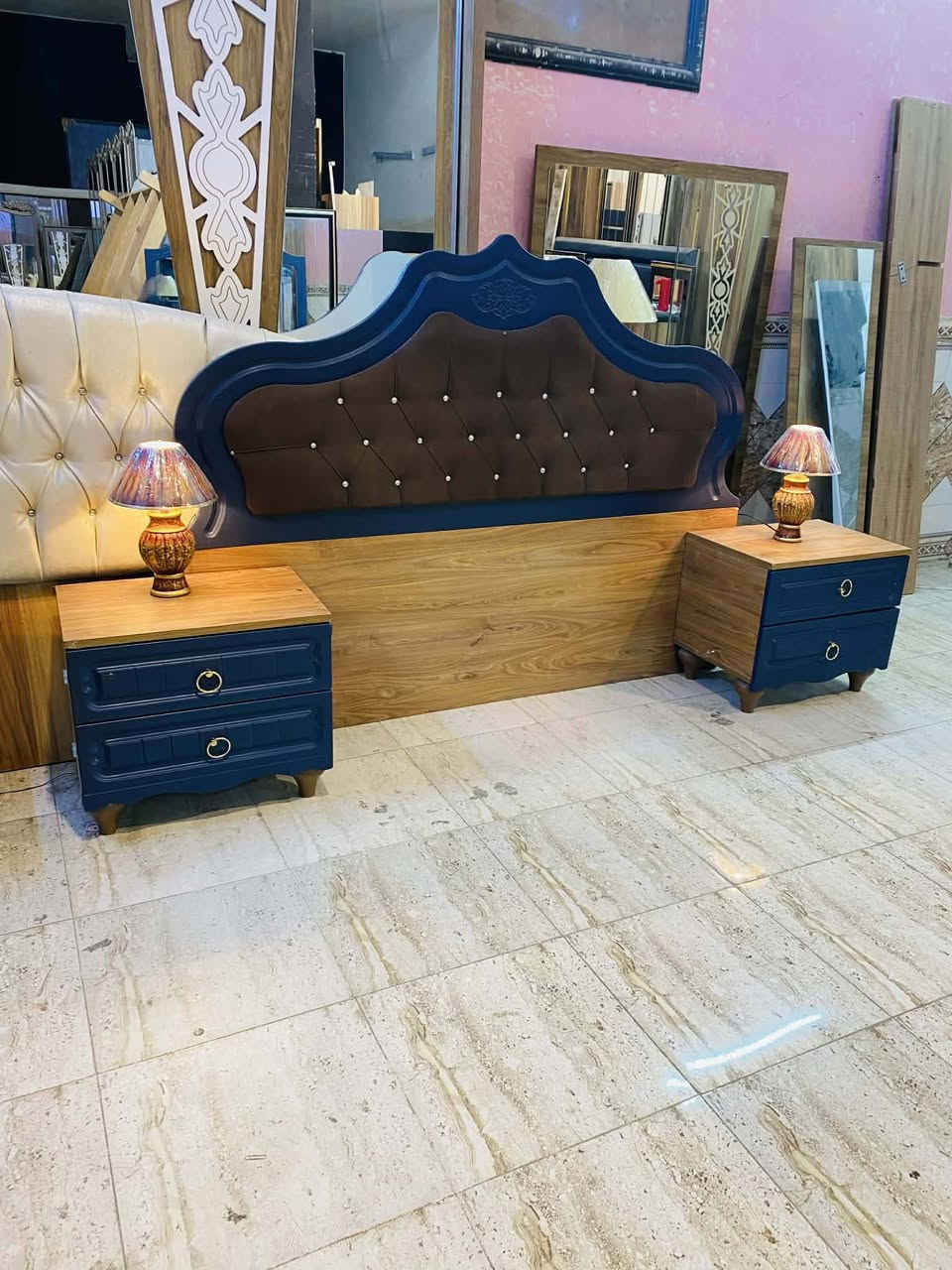 غرفة نوم تركي مستعمل
تتكون 👈8 👈 قطع 🥰
نضافة 85%💯
السعر 700
مع نقل وشد داخل بغداد مجاني


**إذا كنت صاحب هذا الإعلان وتريد حذفه لأي سبب، رجاءا أرسل رسالة إلى الدعم الفني**