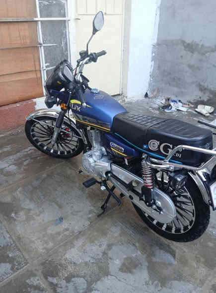 سونك 2025 زيرو زيرو كفاله عامه
محرك 200ss
بصمتين 
تشغيل عن بعد
شاشه بلوتوث +عرض فديو +راديو 
اوراق كامله بسمي خذيتهه من وكاله صارلهه سبوع 
السعر ٩٥٠ 
بغداد العبيدي ***********واتساب او تصال
