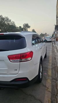 سورنتو ٢٠١٨ • ٦ سلندر • ٧ راكب