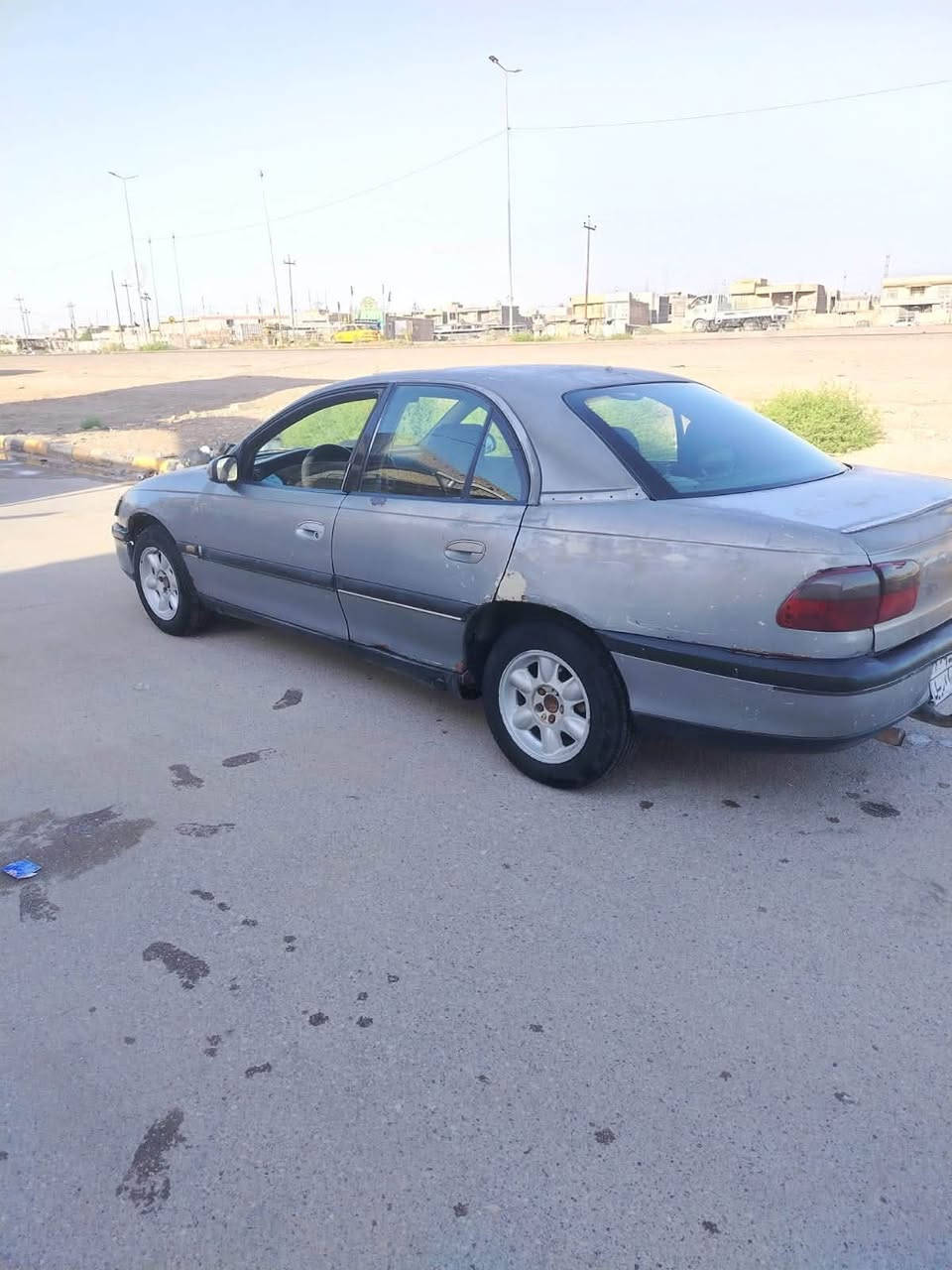 السلام عليكم
اوبل اوميكا 1995 مكينه ونجي
رقم اربيل مكانه واسط قضاء الحي
سعره 12 ورقه سياره شغاله وتمشي 
مكلف بالنشر هذا رقم راعيها

‭***********‬
