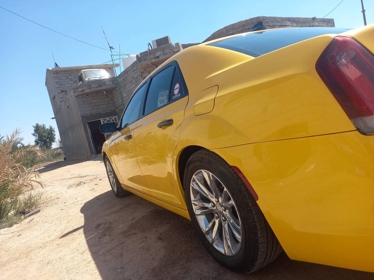 السلام عليكم اوباما اصل 2019 مسجله 20 ماشي بمعاملته ومحوله على الكمرك السياره فئه S السياره الجديده  رقم بغداد السنويه لل28 بيها قطعتين تبديل مدكر اماي وبنيد الشواصي وبرانكيت سليم مابي عوار محرك 3600  سجلتها علخط وما شتقلت بيها خطها بغداد بصره  بيها منضومت قاز ومنضومت زنون عدسات السعر215 وبيها مجال قليل موجوده بلبصره   كرمت علي ***********      ***********
