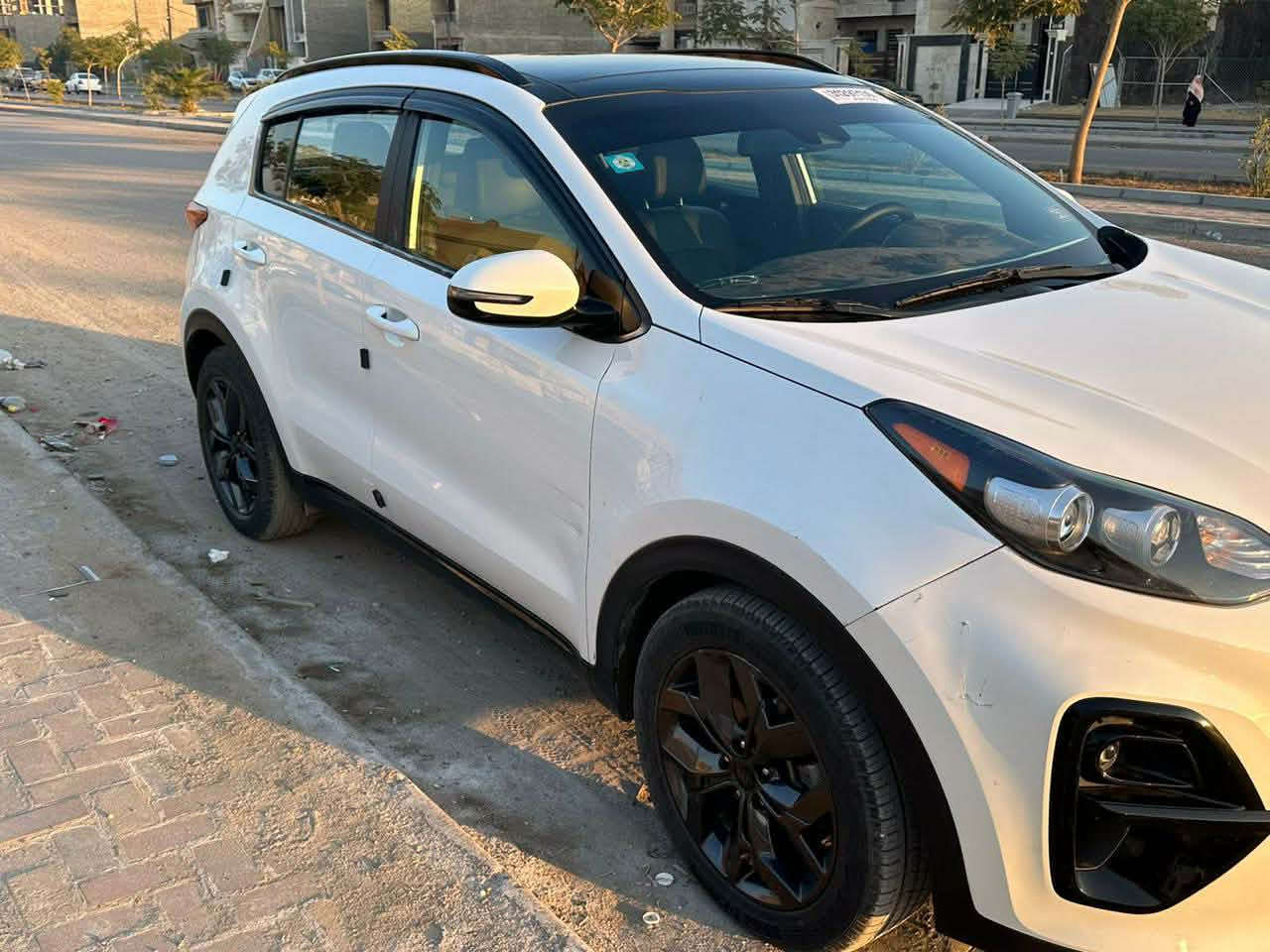 سبورتج 2022 وارد أمريكي بلاك ويل وترايش وكتابه اسود رقم بغداد .حادثه موضح بالصور فقط جاملغ امامي يمنه مبدل نفس اللون اصلي بلادي . بدون ايرباك. مكينه 2400. بنوراما. كرسي كهرباء. جلد. رادارات وتحديد مسار. اشاره بالمري ومري شفط. شاشه ابل كار بلي لمس بلاديه. اريل نفكيتر. كامره خلفيه وحساس . فول تحكم استيرن .تبريد قطعتين. السياره نظيفه وجاهزه من كل النواحي. السعر 20 وبي مجال للاستفسار 
***********
