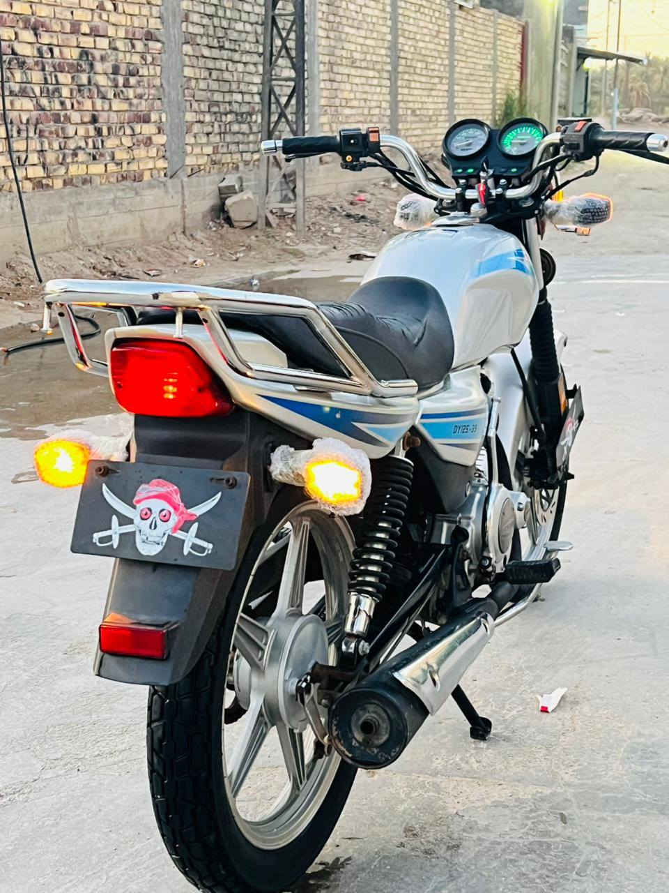 دايون عظم موديل 20 نضافه فول أوراق اصولي مكينه ما مفتوحه نكره سلف كهربائيات كلهه شغاله السعر 850 الف مع المجال البسيط.. للاستفسار. ***********
