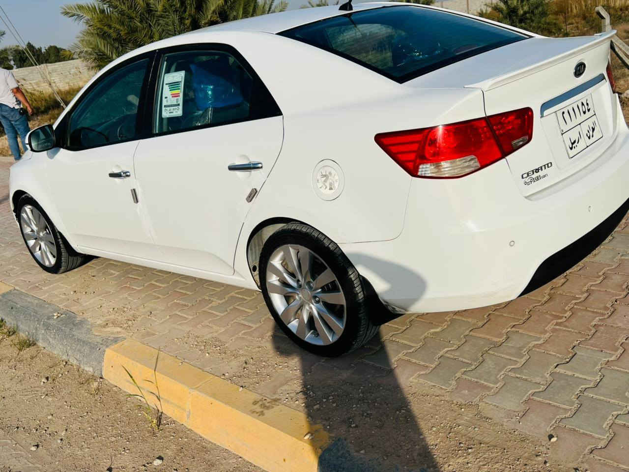 للبيع سيراتو موديل 2011 رقم اربيل تريد تحويل تريد وكاله بيه قطعه صبغ بدون دواخل تبريد ثلج تخم تاير جديد صدر امامي خلفي جديد ويل رياضي  فول مواصفات عدا الفتحه سياره جاهزه من كلشي السعر 105 وبيه مجال باقي التفاصيل على هاذه الرقم ***********
