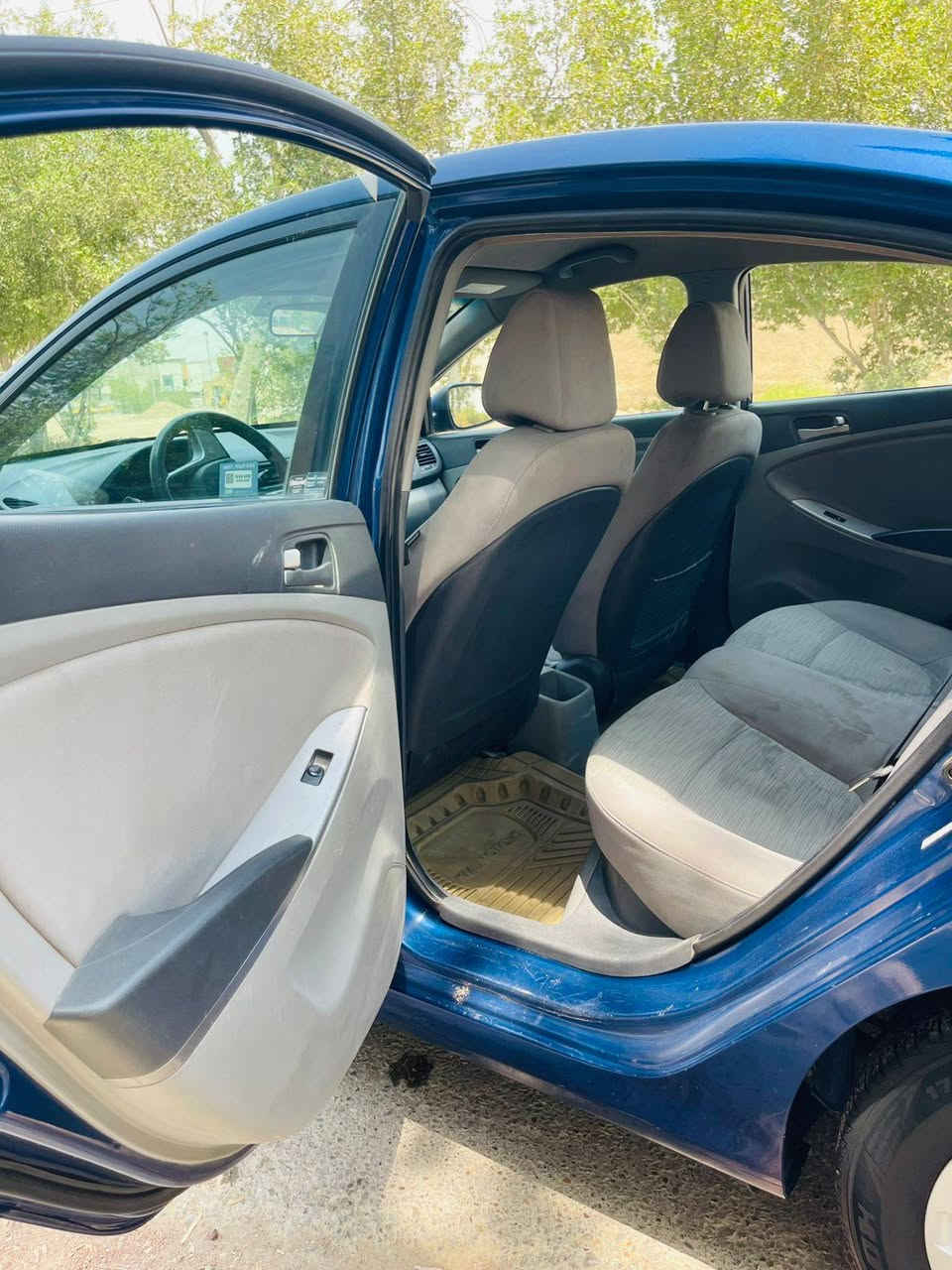 اكسنت 2017
وارد امريكي
ضررها فقط ٣ قطع 
سيارة نظيفة 
الشراي يدخل خاص 
سعرها الكلي ٩٠ ورقة
مقدمة ٦٠ ورقة
والباقي اقساط ورقتين 
 بغداد زيونه
واتساب
***********
