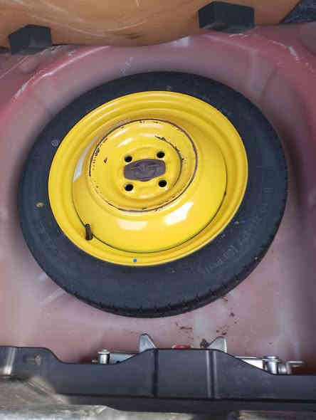 سوزوكي دزاير ماشيه ٧٠الف كم جاهزه بصمه مري شفط اشاير بلمري بيهه بارد باب خلف السائق وبلداير مال الجاملغ وصبغ قليل بلجنطه من الاعلى *********** بغداد
