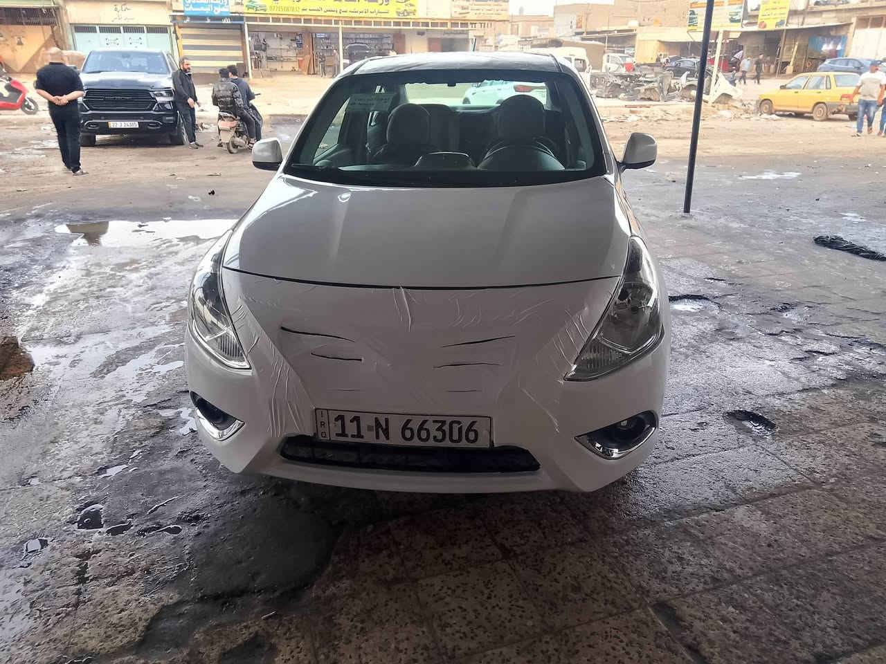 السلام عليكم نيسان سني هندي موديل ٢٠١٩
 خليجيه رقم بغداد دولي والهزه جديده 
كير مكينه مكفولات صدر امامي خلفي شادهن جدت 
السياره مال بيت وكلش حلوه تجي وشوف ابعينك 
السياره بيهه ٤مكانات صبغ فقط والباقي مكفول 
نقصهه تبريد فقط بس غاز ....تخم تايرات شادهن 
جدت ....السعر ٧٦ وبيهه مجال بصيط حك جيتك 
وتدلل مكان السياره الشعب شارع الصحه قرب مثلجات 
تفاحه......🍎🍎🍎 ***********
