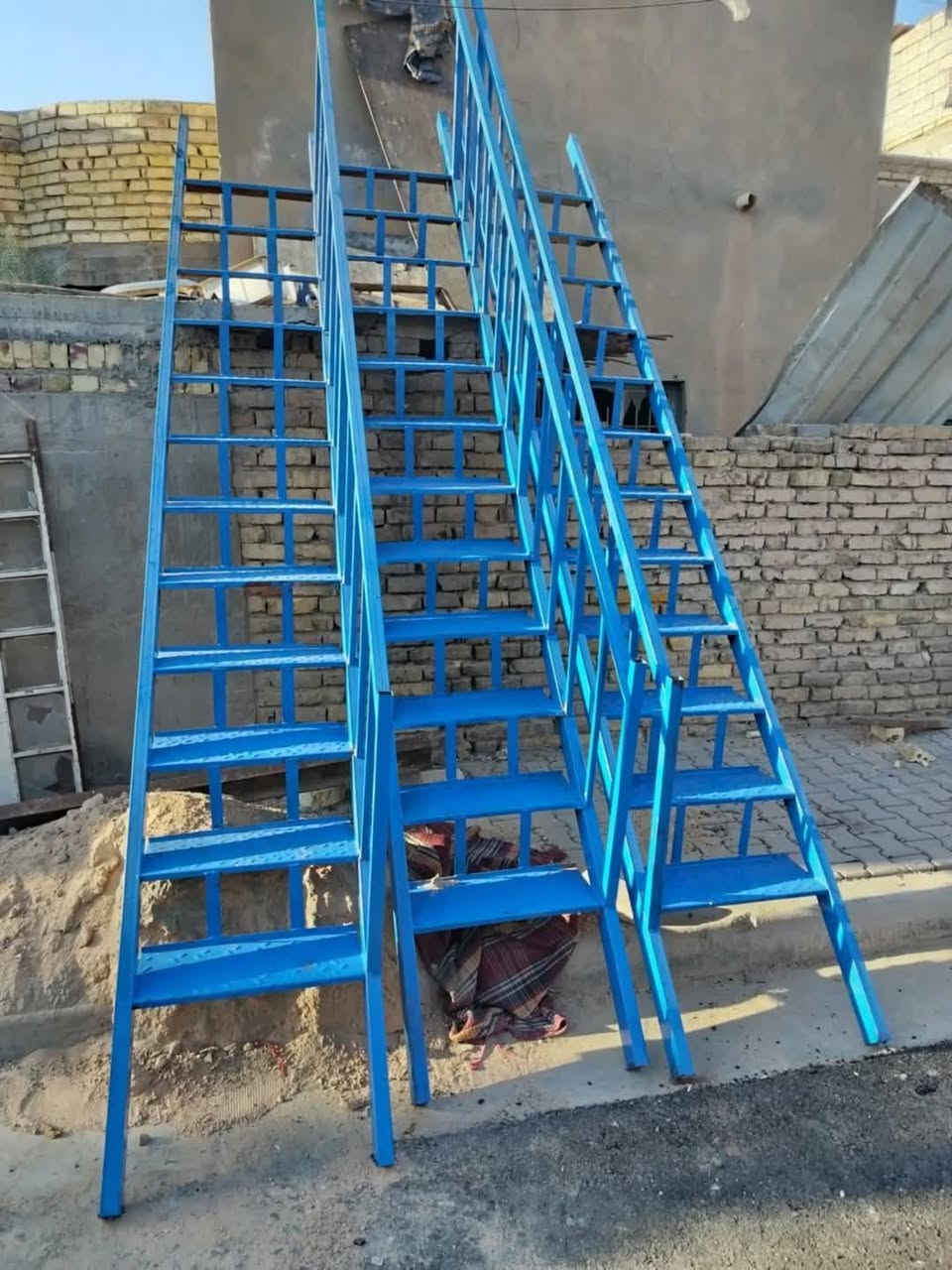 الاتصال ***********دروجه للبيع جدد السعر 170 أو راسلني *********** الارتفاع ٤ونص وعرض ٧٠
