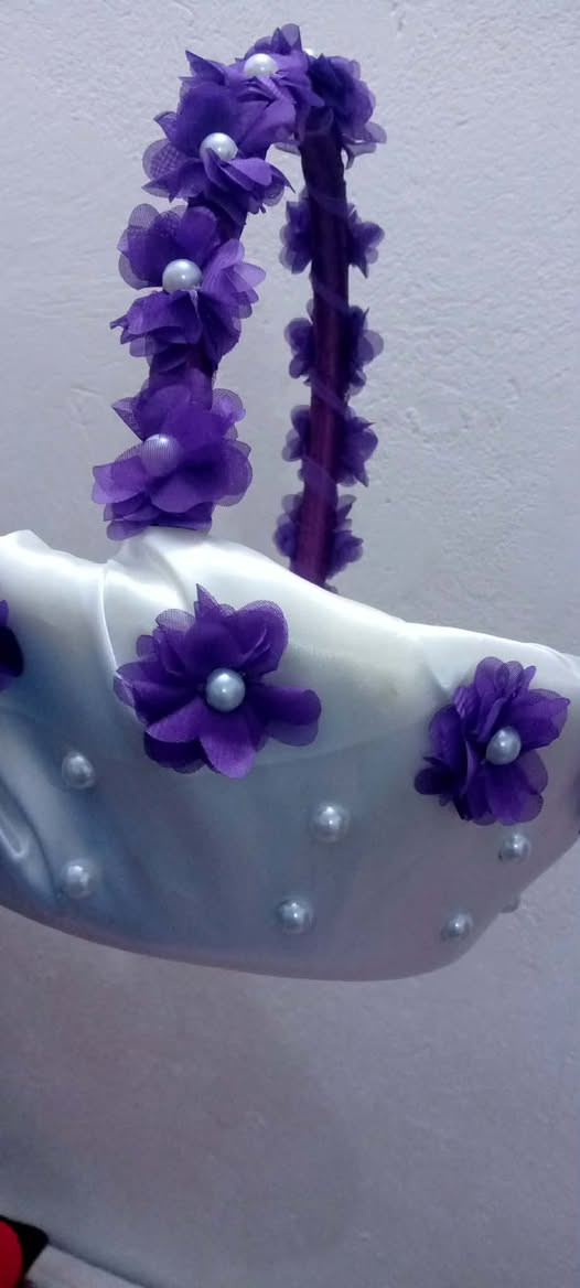 بنات هذا شغل ابنيه 
بدايه مشروعهه
وباسعار مناسبه


**إذا كنت صاحب هذا الإعلان وتريد حذفه لأي سبب، رجاءا أرسل رسالة إلى الدعم الفني**