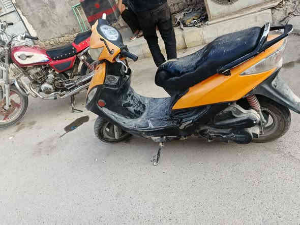 جي فور دراجه نضيفة
السعر 250 بيهة مجال مكاني الناصرية السكان الصناعي 
***********
